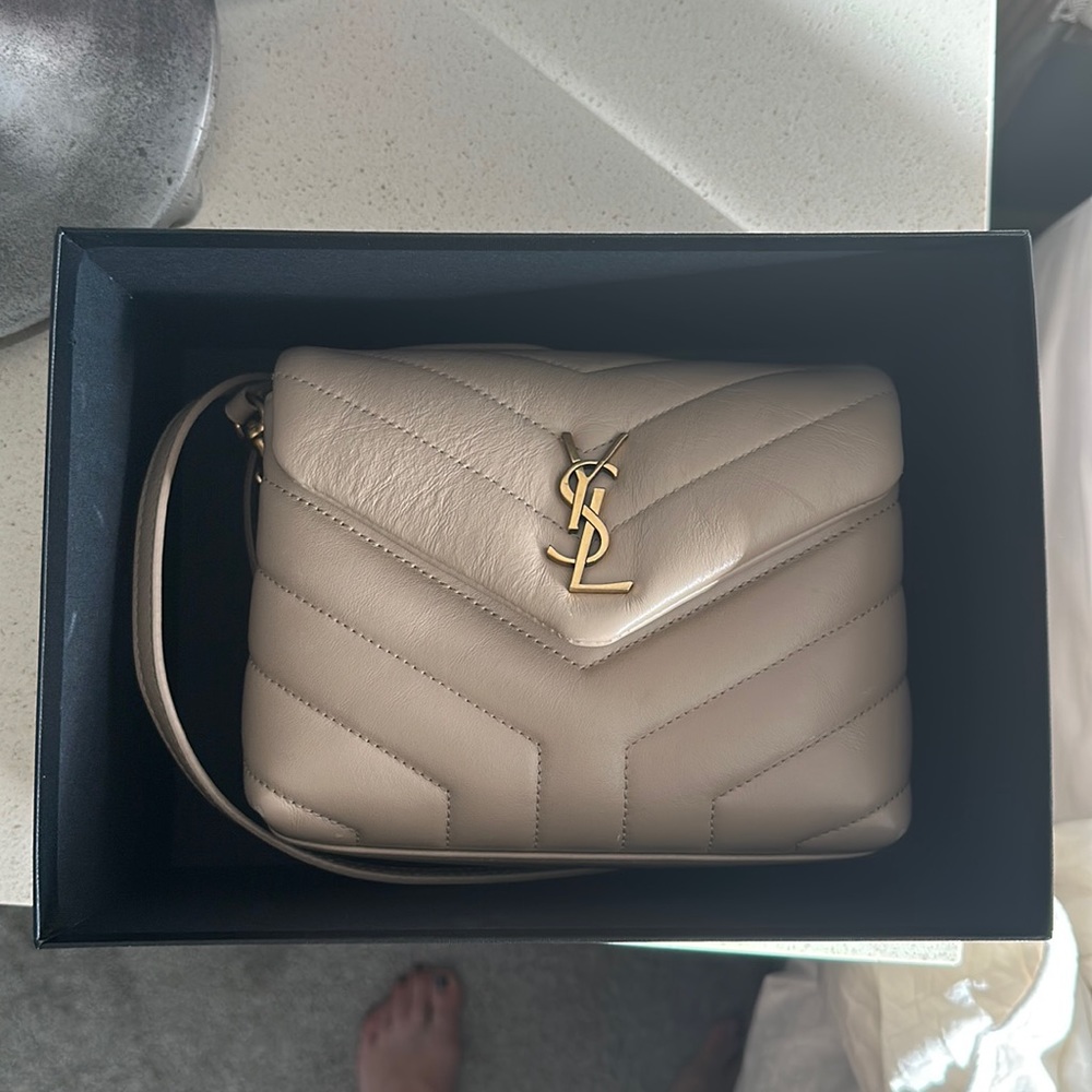 YSL TOY LOULOU IN QUILTED LEATHER